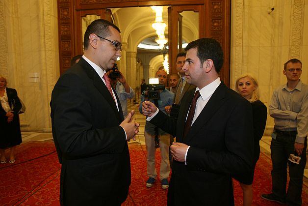 Întâlnire de urgență a liderilor USD după ce BEC a invalidat ieri denumirea alianței