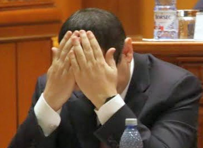 Judecătorii Curţii Supreme au închis definitiv dosarul de plagiat al lui Victor Ponta