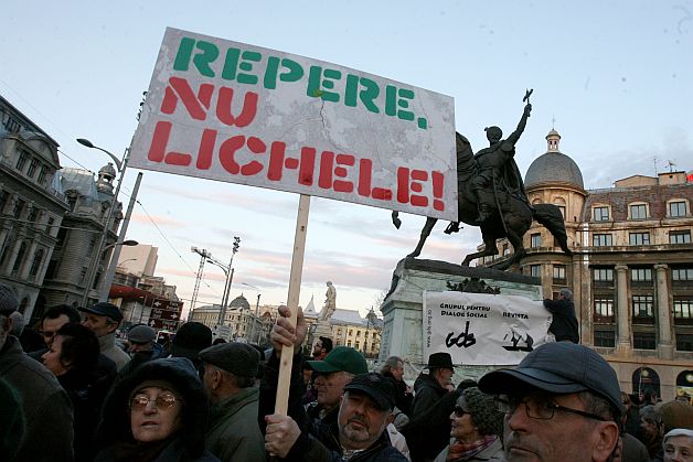 "N-a citit Antena 3 cât a scris Pleşu Andrei"