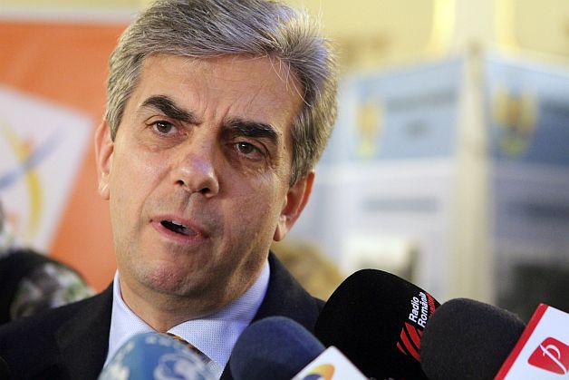 Nicolăescu: Consiliul de Coordonare al PNL Bucureşti i-a retras sprijinul politic viceprimarului general Marcel Nicolaescu