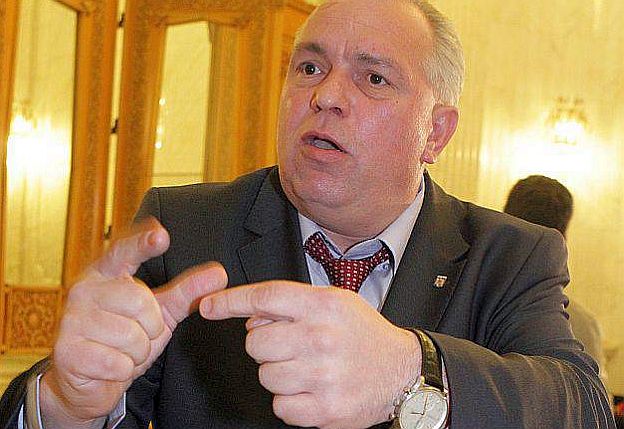 Nicușor Constantinescu, cercetat în libertate: "Direcţia Drumuri şi Poduri nu este SRL-ul meu"