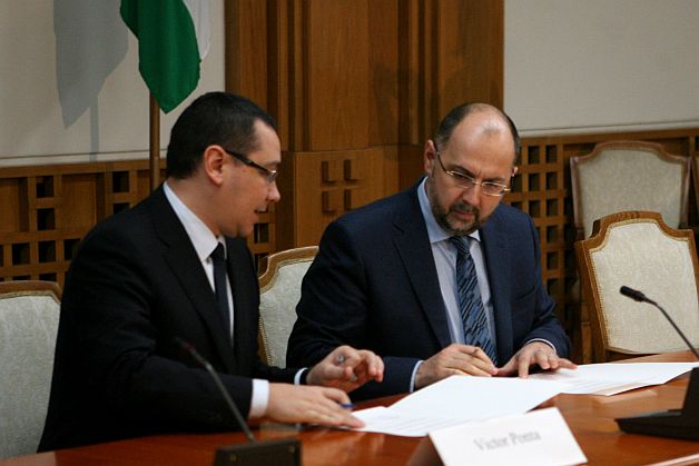 Ponta apreciază că, în mod normal, o moţiune de cenzură nu va trece în Parlament