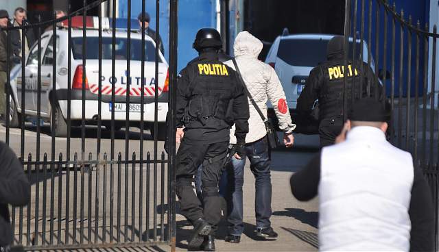 Povestea singurului poliţist de etnie romă din IJP Botoșani care a ajuns să fie cercetat pentru luare de mită