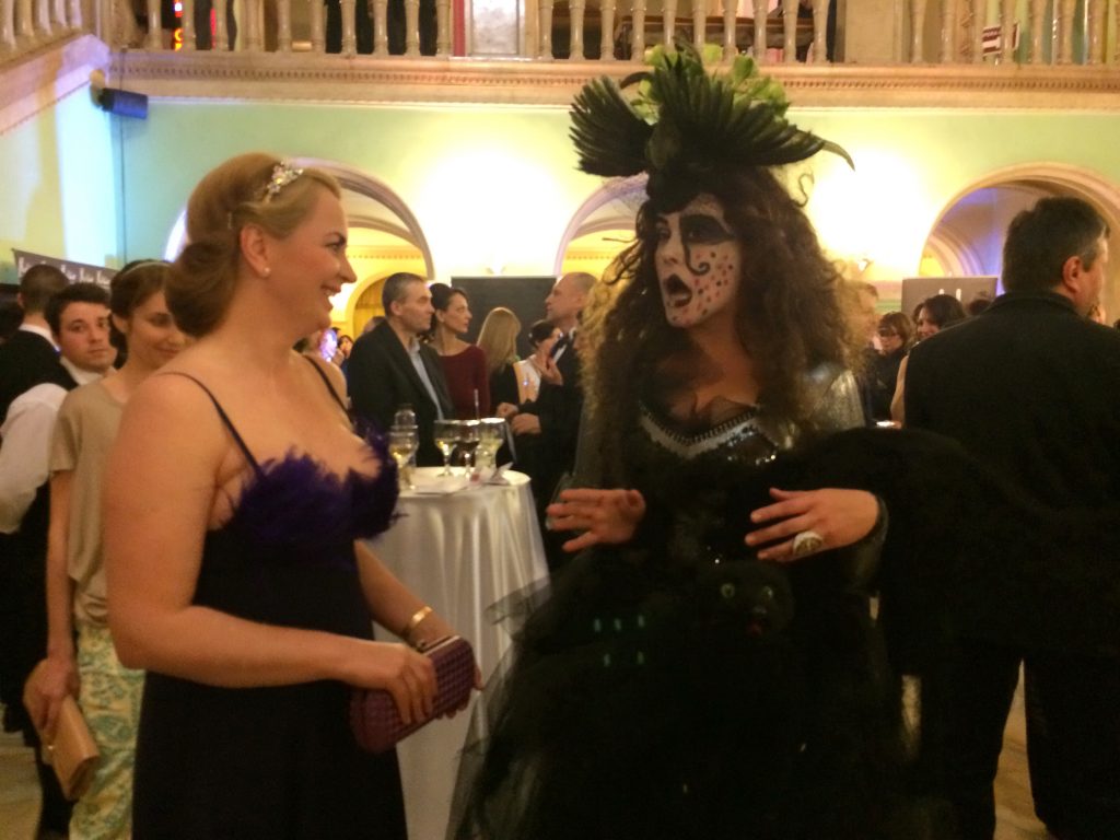 PREMIILE GOPO, 2014. Mondena Mirela Zeţa, apariţie de senzaţie la Oscarurile romanesti