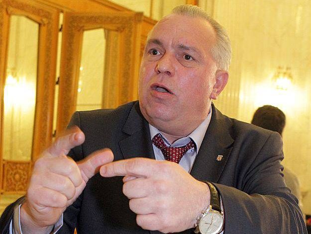 REFERAT DNA. Nicuşor Constantinescu a discutat cu politicieni şi a făcut presiuni pentru desfiinţarea DNA