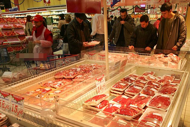 REŢEAUA CĂRNII STRICATE. 150 de ticăloşi ne-au pus otravă în farfurie. 10 au fost arestați