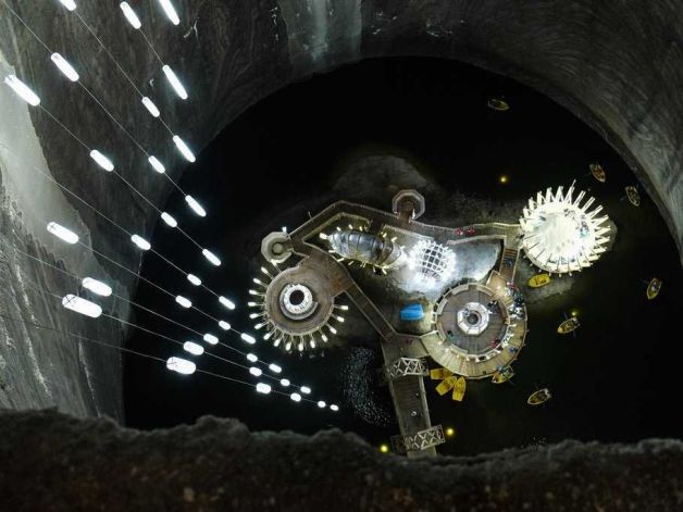 Salina Turda, obiectiv turistic recomandat în publicația americană Smithsonian | GALERIE FOTO