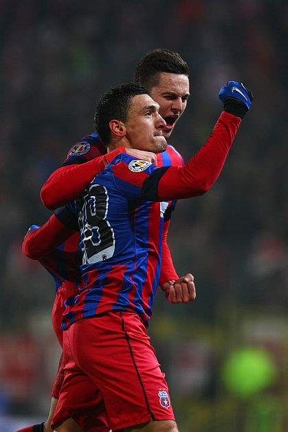 Şi rivalii o văd pe Steaua campioană