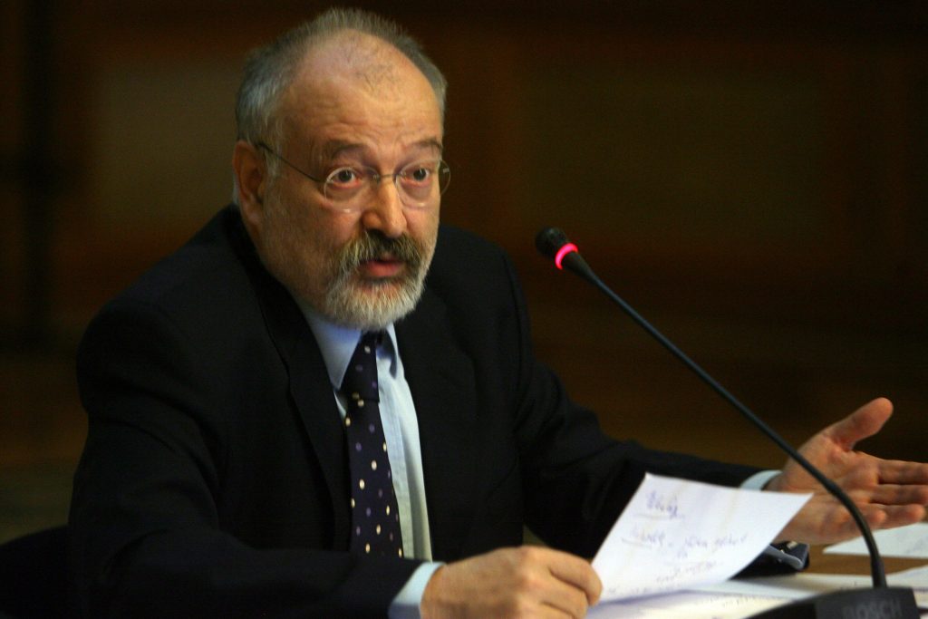 Stelian Tănase a bătut palma cu Ponta pentru TVR