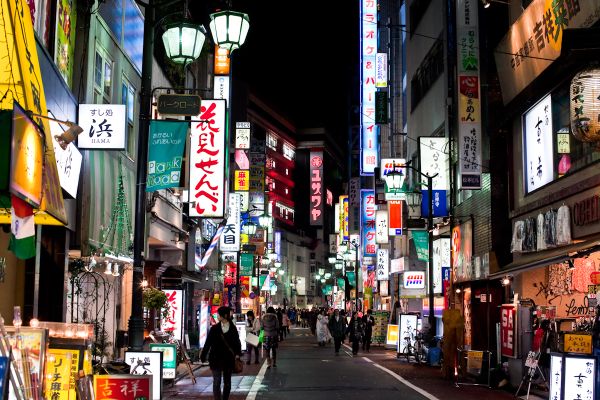 Un român a fost condamnat la închisoare pe viaţă în Japonia după ce a omorât o tânără