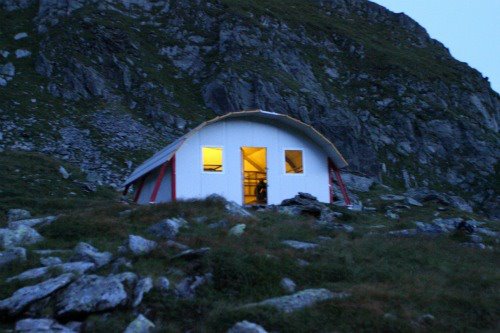 UPDATE. Alpinistul dispărut în Munții Făgăraș a fost găsit mort
