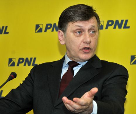 Antonescu, acuzații la Ponta: Șeful Armatei va fi numit direct de prim-ministru, până acum era numit de ministrul Apărării Naționale