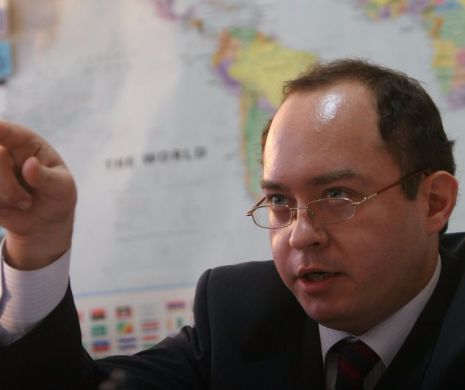 Bogdan Aurescu a discutat despre scutul antirachetă cu Frank Rose, oficialul  american aflat la București