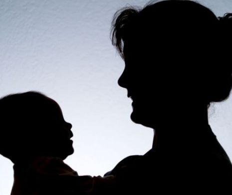 Caz INCREDIBIL. O fetiţă de 12 ani a dat naştere unui copil. Surpriză: tatăl e un puşti de 13 ani