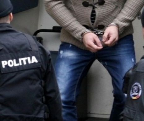 IEŞEAN ACUZAT DE FURTUL unei Dacii, prins de poliţişti, în Italia, DUPĂ 15 ani