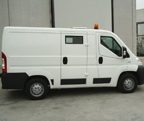 NEWS ALERT. Controale la magazine şi la firme de transport valori din ţară