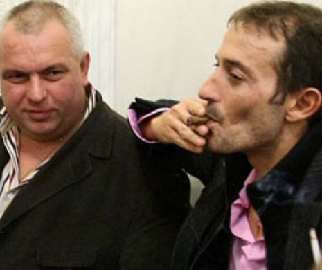 Nicuşor Constantinescu îşi face campanie electorală printre elevii de clasele V-VIII | FOTO VIDEO