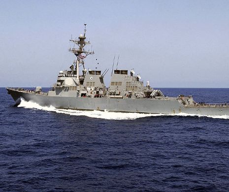 Președintele român Traian Băsescu vizitează mâine distrugătorul USS Donald Cook