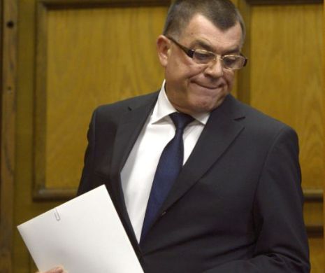 Radu Stroe nu știe cu cine va vota la prezidențiale. Antonescu spune că e "un cetățean turmentat"