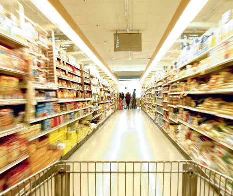 Alimentele, combustibilii și serviciile s-au scumpit