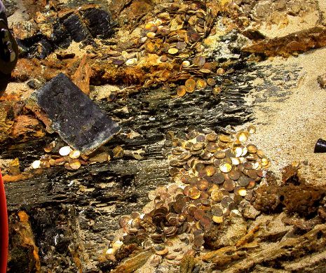 COMOARA din adâncuri: Aur în valoare de 1,3 milioane de dolari, recuperat de pe o corabie scufundată la 1857