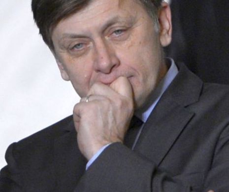 Crin Antonescu despre numele noului partid, după fuzionare: Va fi ultimul lucru discutat