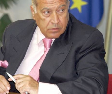 Dan Voiculescu speră să amâne și procesul de mâine. Susține că judecătorii n-au avut timppentru studierea cazului său