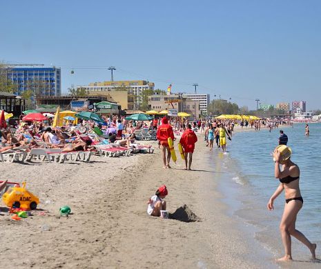 Distracții și vreme aproape însorită în mini-vacanța de la mare