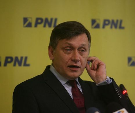 Liberalii vor fuziune numai sub numele PNL