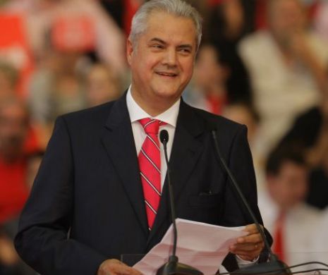 Magistraţii nu i-au dat spor de pedeapsă lui Adrian Năstase, cum a cerut DNA. fostul premier rămâne cu pedeapsa de 4 ani cu închisoare!
