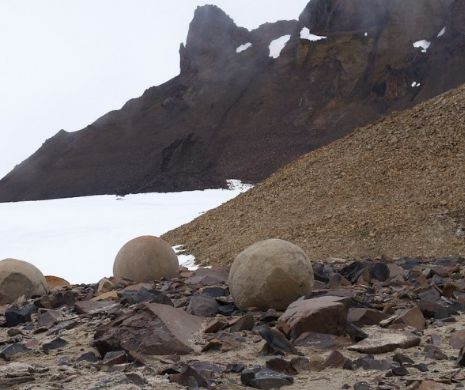 Misterul sferelor de piatră din zona arctică a Rusiei | GALERIE FOTO