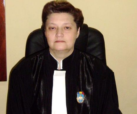 Procuroarea care a fost sedusă de Mihail Boldea a fost  exclusă definitiv din magistratură. Dădea iubitului infomaţii confidenţiale!