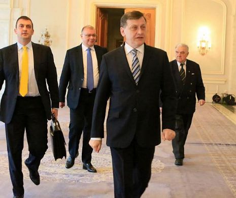 Replica liberalilor la clipul PSD "Dragă Crin...": Dragă Victor, noi ştim ce am promis, tu ai uitat