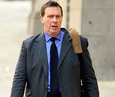 Scandal în Marea Britanie. Un fost jurnalist a recunoscut că a ascultat telefoanele casei regale