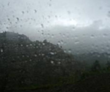 Stihie de neoprit: SIBERIA sub ape | VIDEO