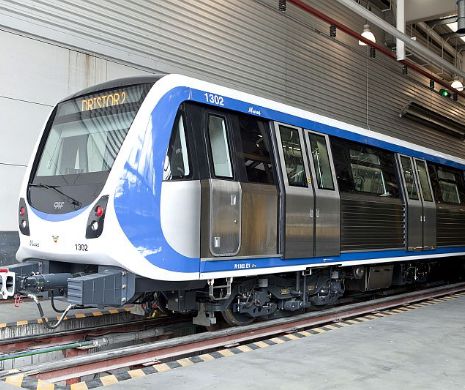 Trenurile nu încap în stațiile Metrorex, iar călătorii ar putea fi în pericol