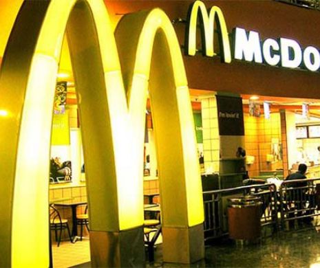Un cuplu a găsit urme de marijuana într-un burger de la Mc Donald's