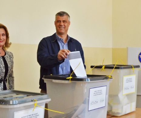 Un proiect de înființare a armatei kosovare aruncă în aer scena politică de la Priștina