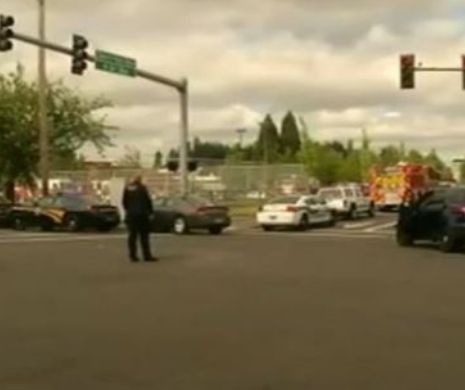 Incident ARMAT într-un liceu din SUA