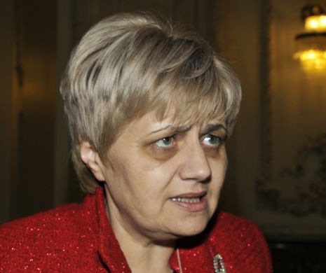 Proiect de lege. Învăţătoarea grevistă, Cristiana Anghel, vrea GRAŢIERI COLECTIVE