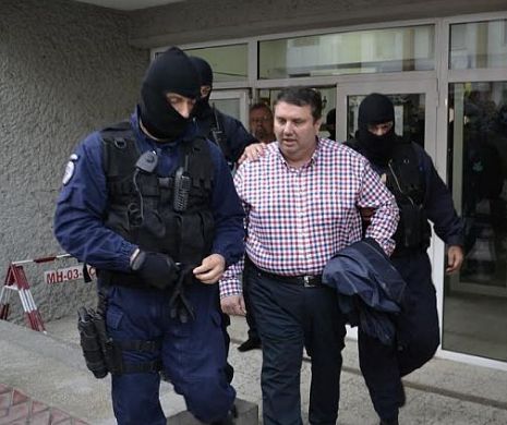 Adrian Duicu, adus la DNA pentru audieri în dosarul de trafic de influenţă