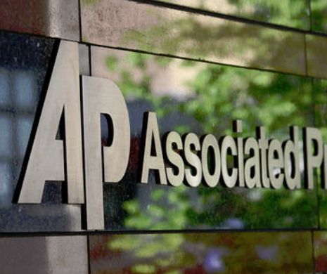 Agenția de știri Associated Press va folosi roboți pentru redactarea unor articole