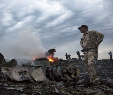 Băncile olandeze iau "măsuri preventive" după ce s-a aflat că ar fi fost FURATE carduri bancare ale victimelor din avionul doborât în Ucraina
