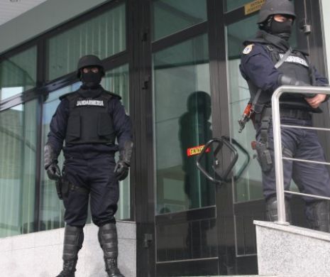 Constănţean „legat” pentru pornografie infantilă