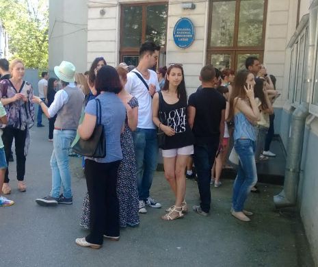 Extremele Bac-ului. Lacrimi de fericire la licee de top - jale, în cele slabe
