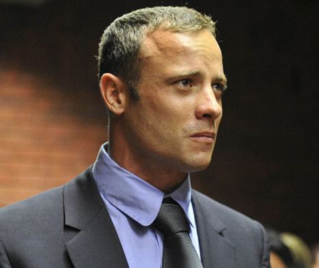 Imagini ȘOC de la reconstituirea morții Reevei Steenkamp. Oscar Pistorius apare mergând fără proteze
