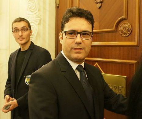 Modifi carea Legii Educației, criticată aspru de politicieni și profesori