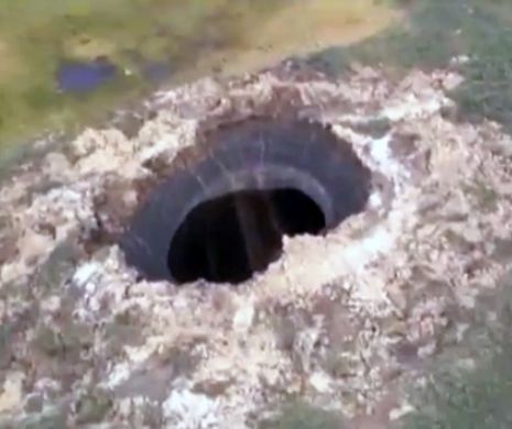 O GAURĂ IMENSĂ a răsărit în nordul Siberiei. Nimeni nu are nicio EXPLICAŢIE | VIDEO