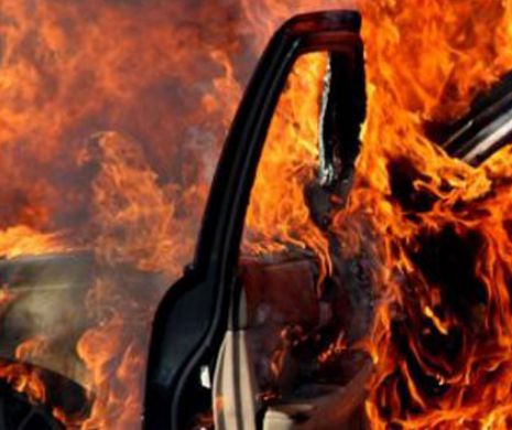 Patru maşini de lux incendiate la Constanţa