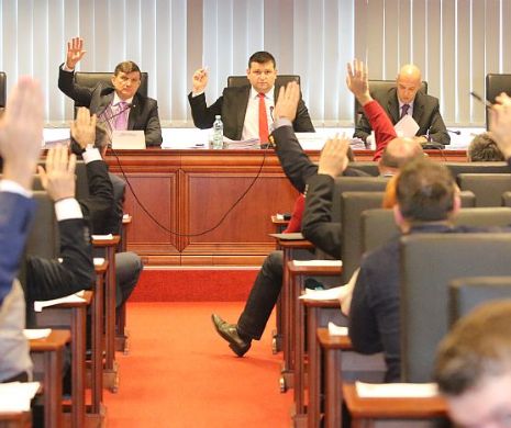 Puciul de luni. Vanghelie și PSD nu mai decid soarta